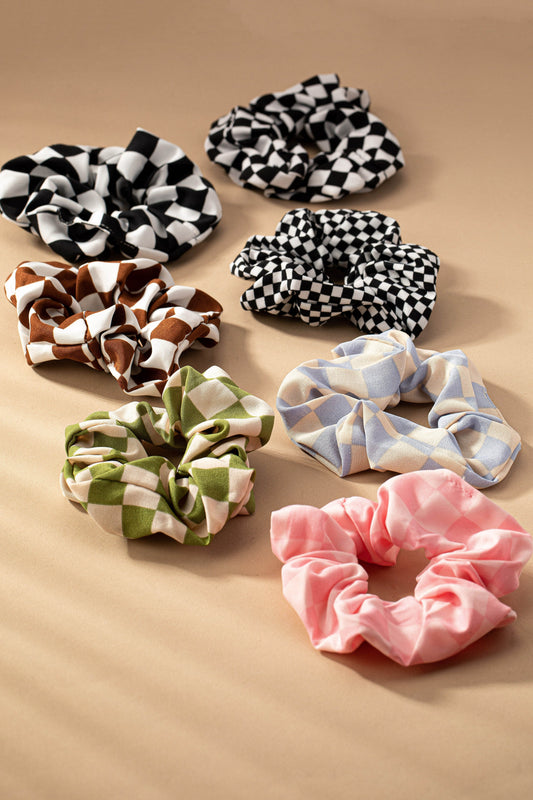 THE CHECKER HAIR SCRUNCHIE