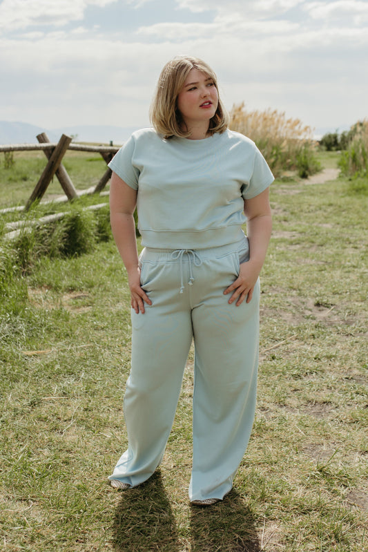 THE ALEENA WIDE LEG BLUE SET