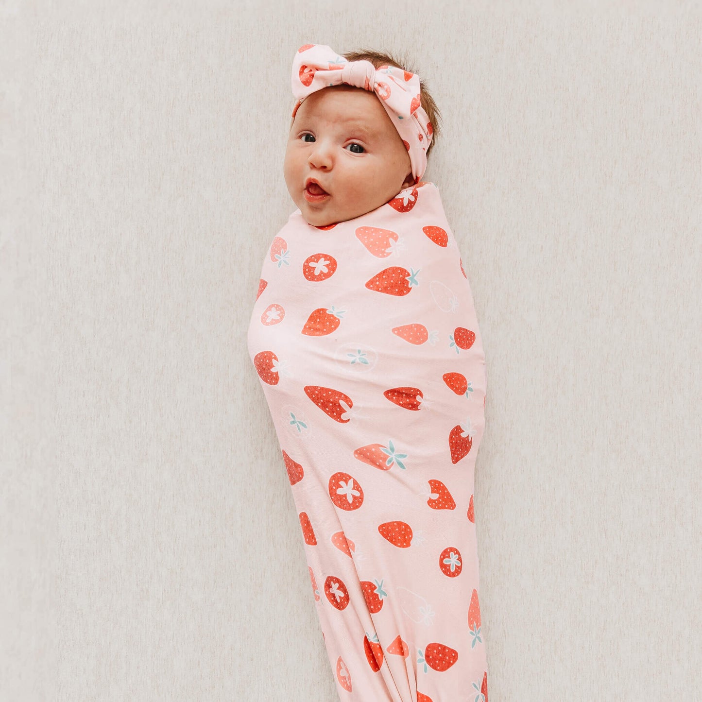 Knit Swaddle Blanket - Strawberry