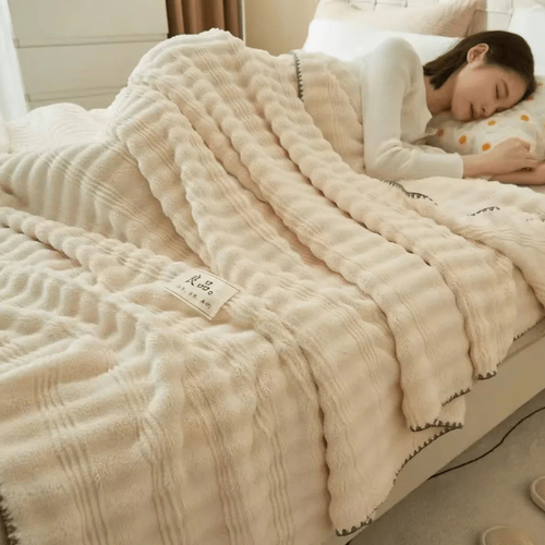 Beige Throw Blanket 200 x 230 cm - DLB Furniture