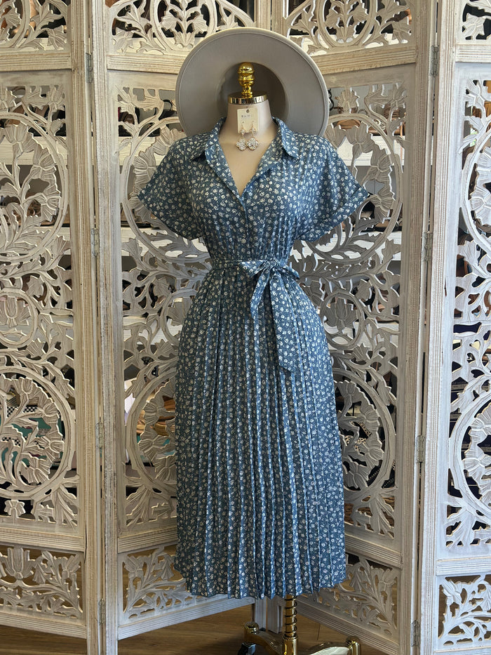 Blue Floral Button Dress-No Estira, Not Stretchy