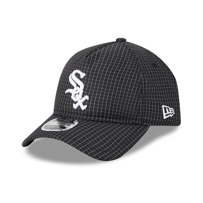 Pictured is this MLB Quickstrike Chicago White Sox 9FORTY Apex cap in black. 1