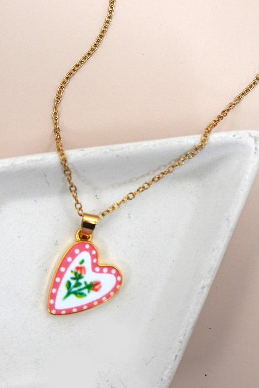 THE CERAMIC HEART NECKLACE IN GOLD