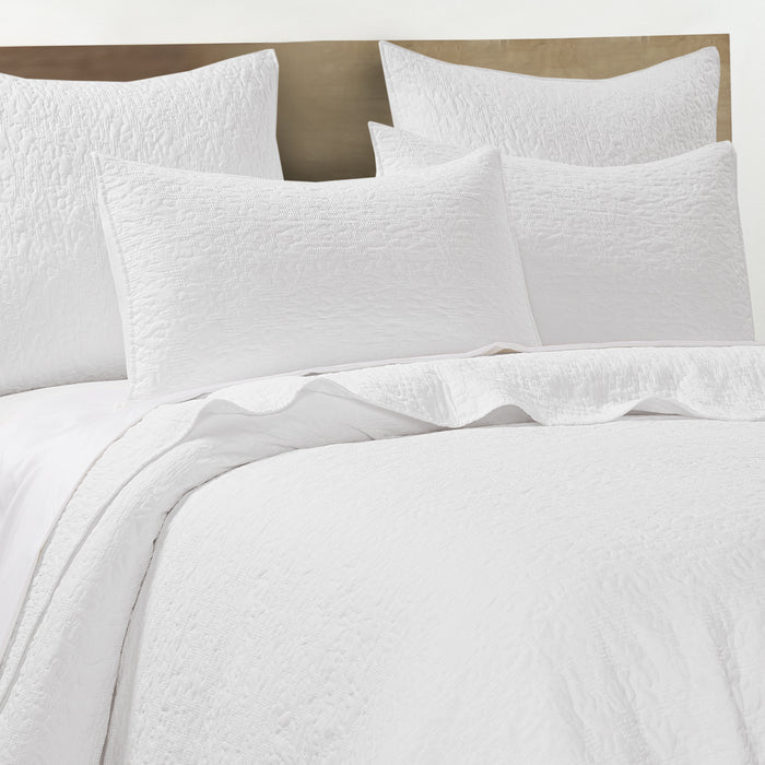 Levtex Home Emory White Quilt Set Quilts