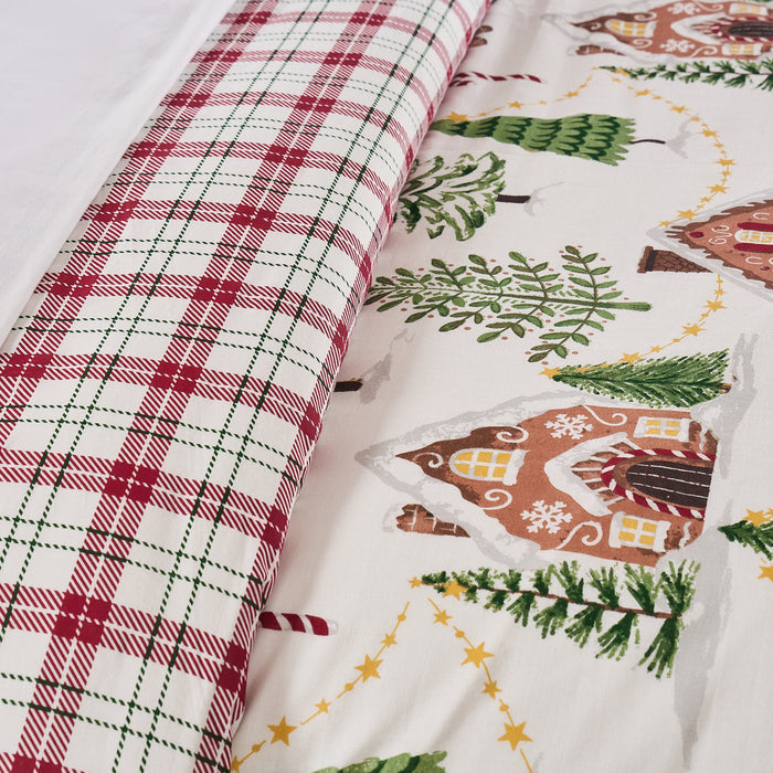 Gingerbread Village Comforter Set