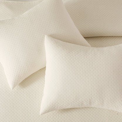 Grace Cream Quilt Set