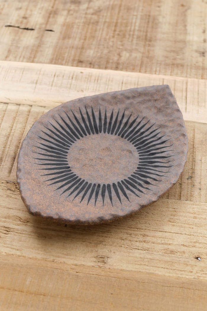 MQuan Art Ceramics Hammered Dish Eye in Tucker Sun Tucker Sun / 5.5" W X 8" L