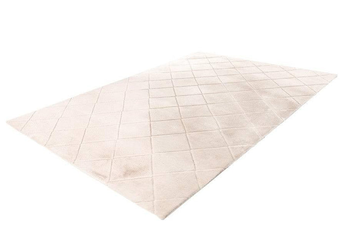 Impulse 600 Ivory Very Soft Fluffy Diamond Rug - DLB Furniture