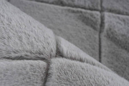 Impulse 600 Silver Very Soft Fluffy Diamond Rug - DLB Furniture