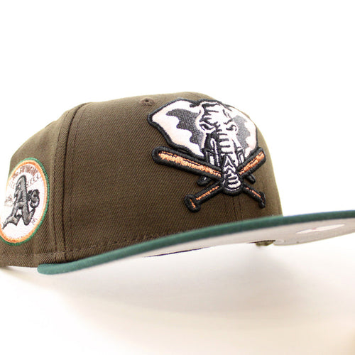 Oakland Athletics Swinging A’s New Era 59Fifty Fitted Hat (Walnut Green Gray Under Brim)