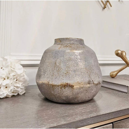 Oracle abstract Vase-Renaissance Design Studio