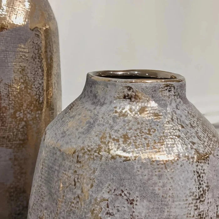Oracle abstract Vase-Renaissance Design Studio