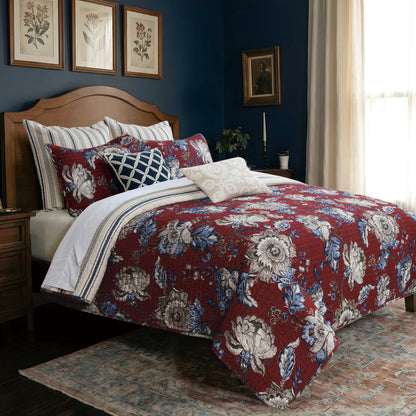 Royce Red Quilt Set