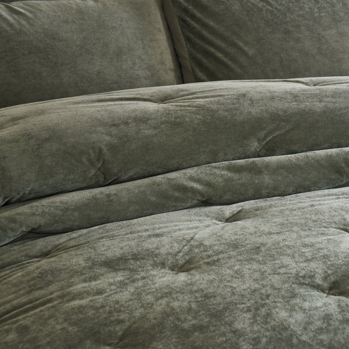 Velvet Stitch Comforter Set